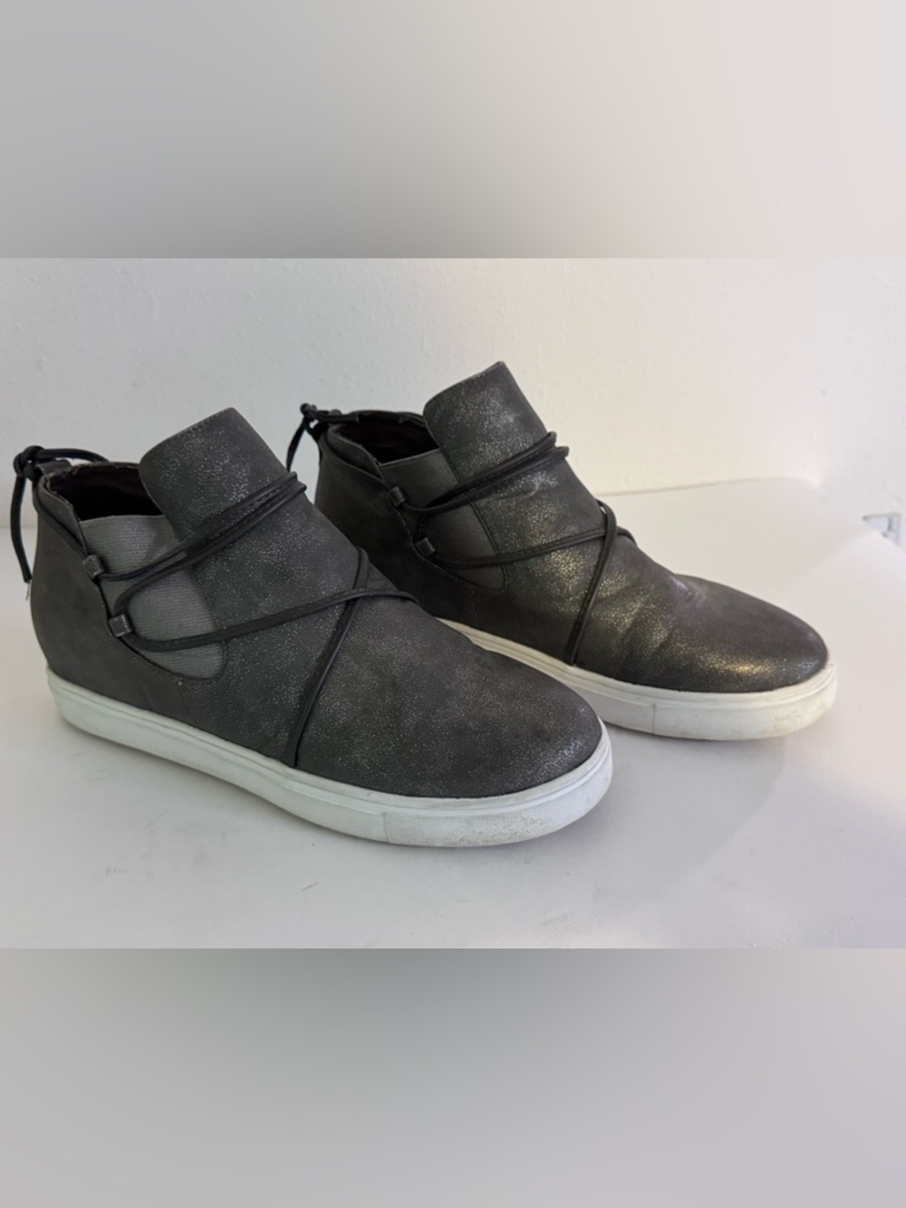 Yellow Box “Maureen” silver/gray Booties Streetwear Women’s 10